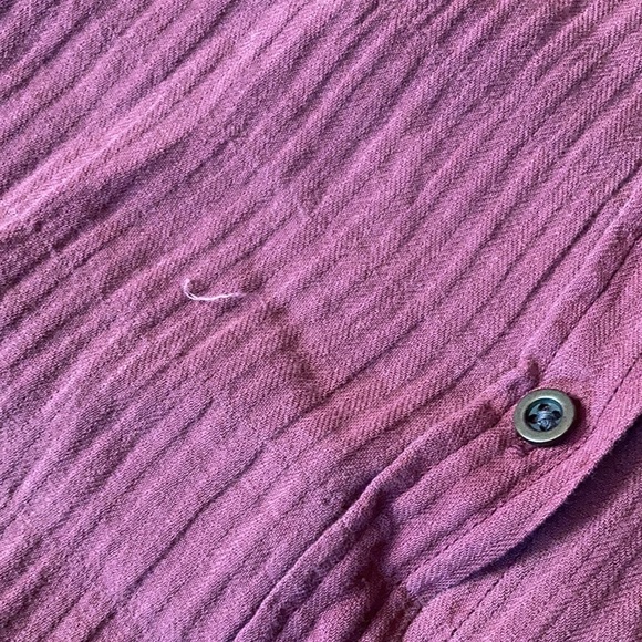 Distressed Universal Thread button down - Picture 3 of 5